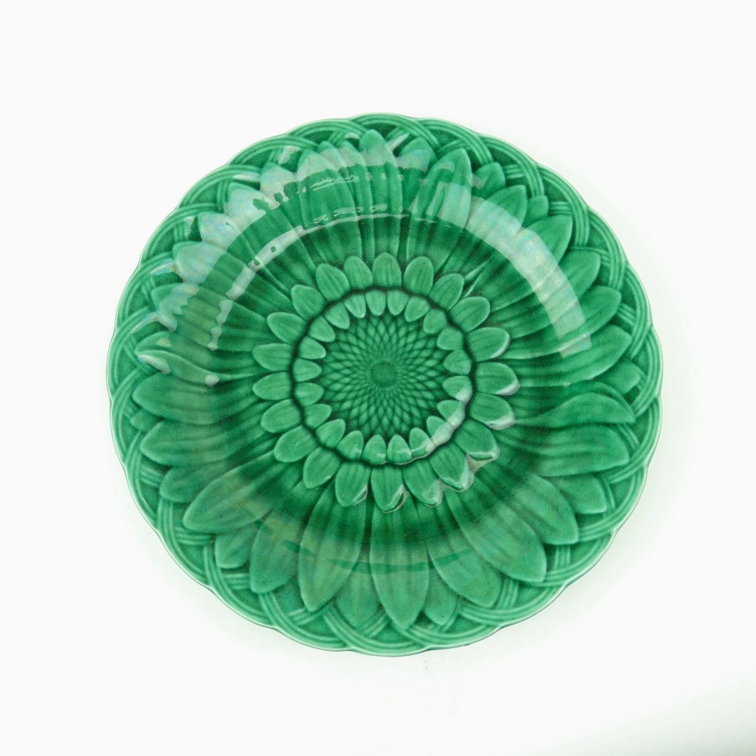 Green sunflower plate