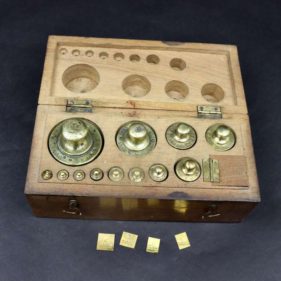 Set of Metric Brass weights in Original Box