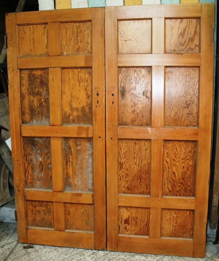 DP0239 A Pair of Edwardian Pitch Pine Doors