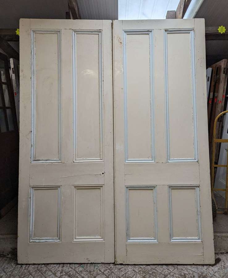 DP0495 A PAIR OF VERY LARGE RECLAIMED ANTIQUE PINE DOORS / DIVIDERS