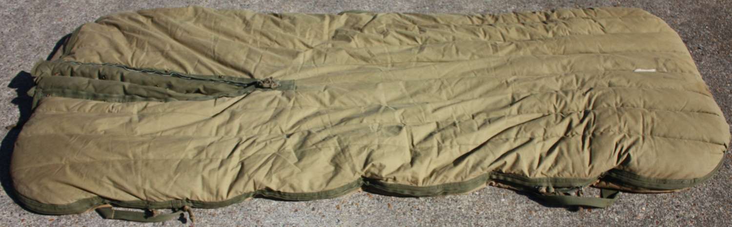 A MARCH 1944 DATED US ARMY CASUALTY SLEEPING BAG