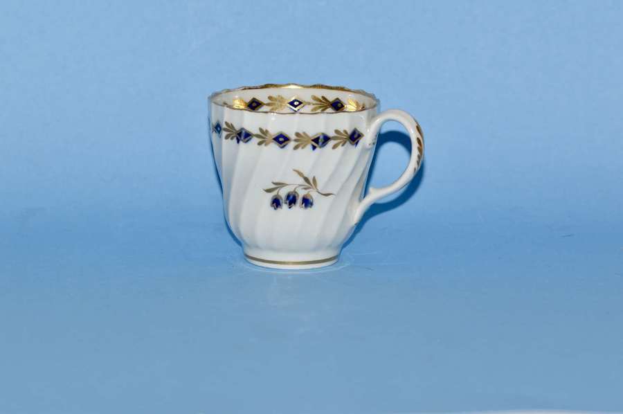 1785-1800 Flight Period Worcester Porcelain Spirally Fluted Coffee Cup
