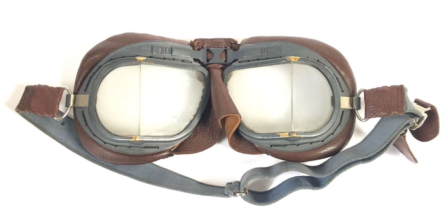 WW2 RAF MKVIII Aircrew Flying Goggles.