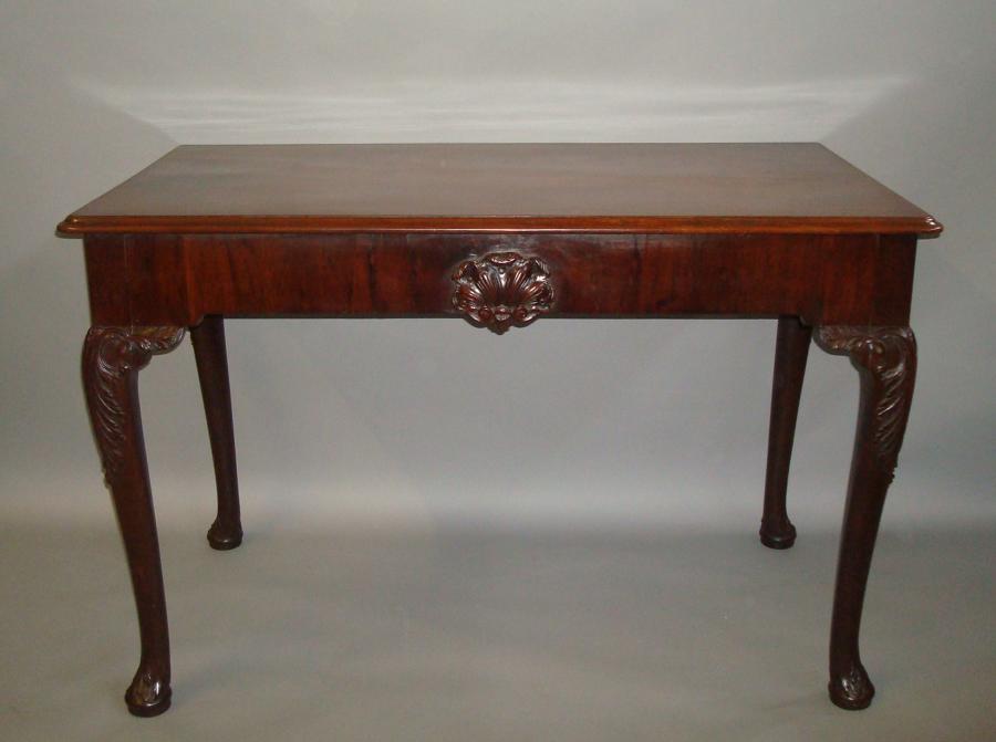 Georgian Irish mahogany side table