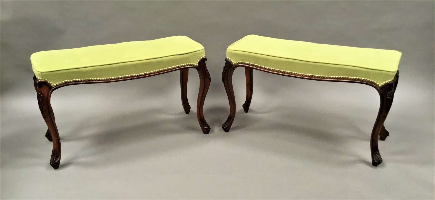 Mid C19th pair of walnut stools / window seats