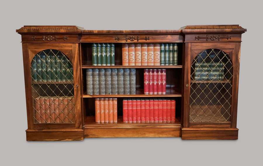 Handsome Regency inverted breakfront bookcase / cabinet