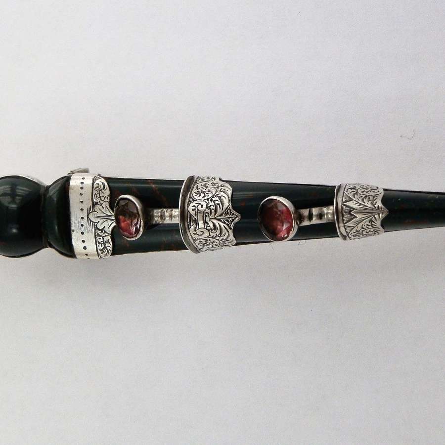 Victorian silver and agate kilt pin, c.1880