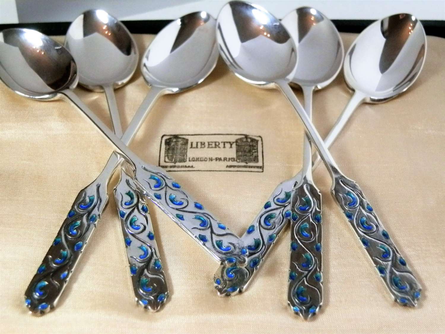 Liberty cased set silver tea spoons, Birmingham 1927