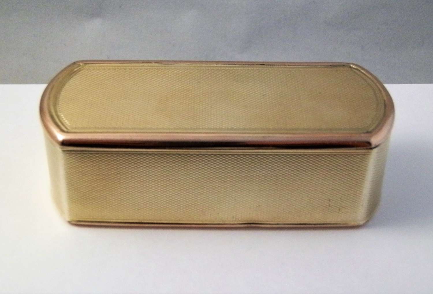 George III silver gilt table snuff box, London 1812