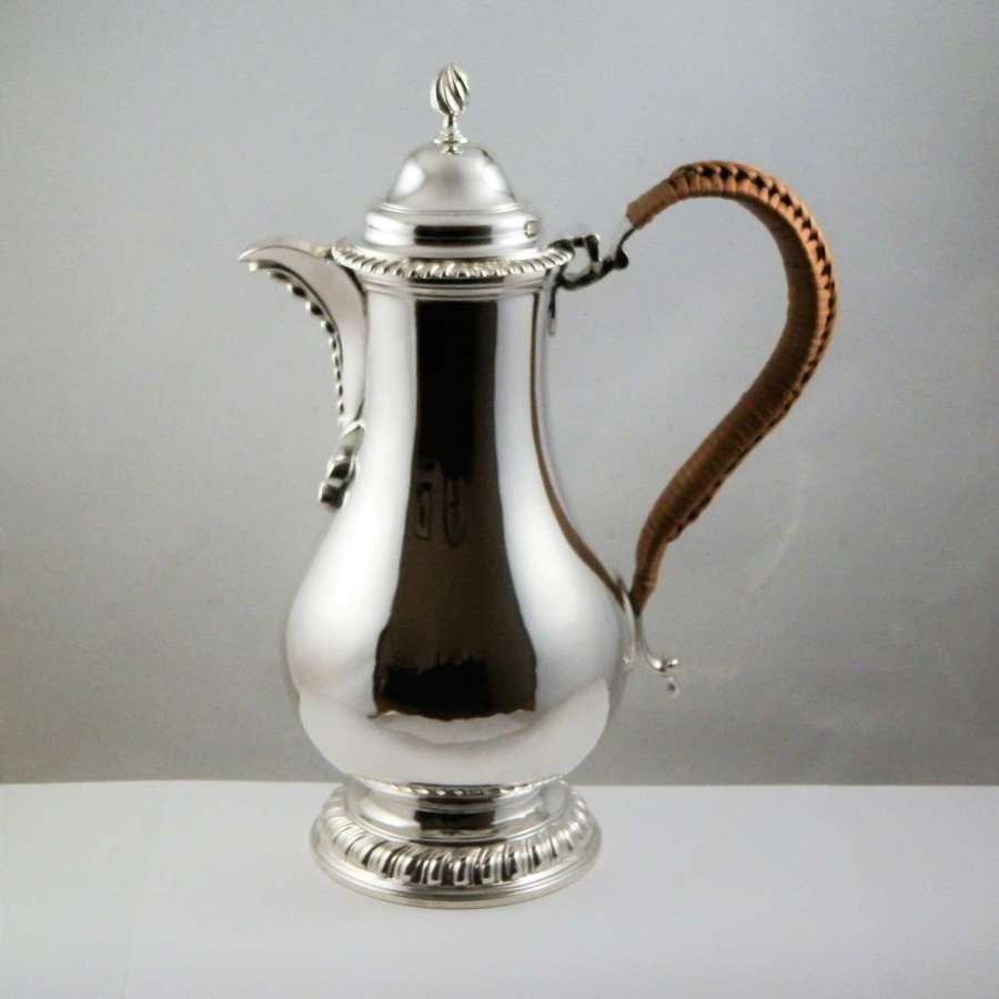 Victorian silver hot water or coffee pot, London 1895