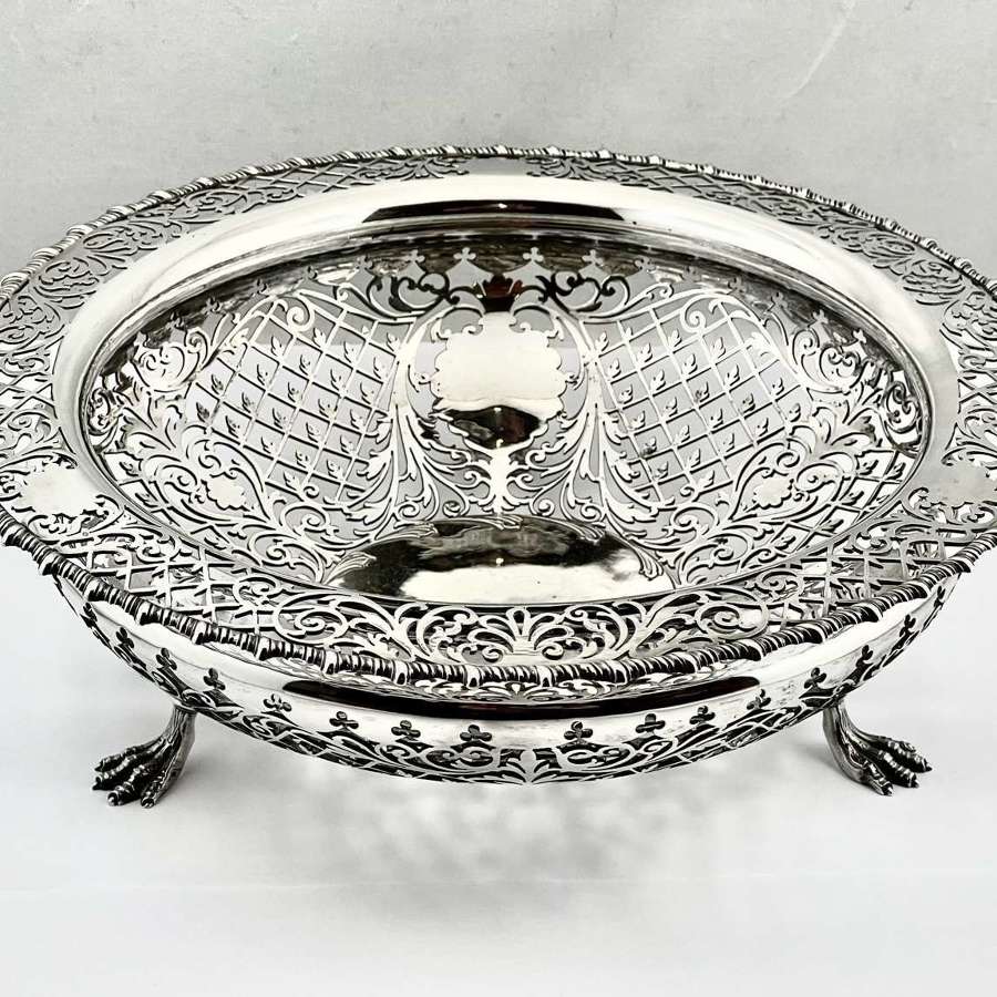 George IV antique silver fretwork fruit bowl, Sheffield 1915