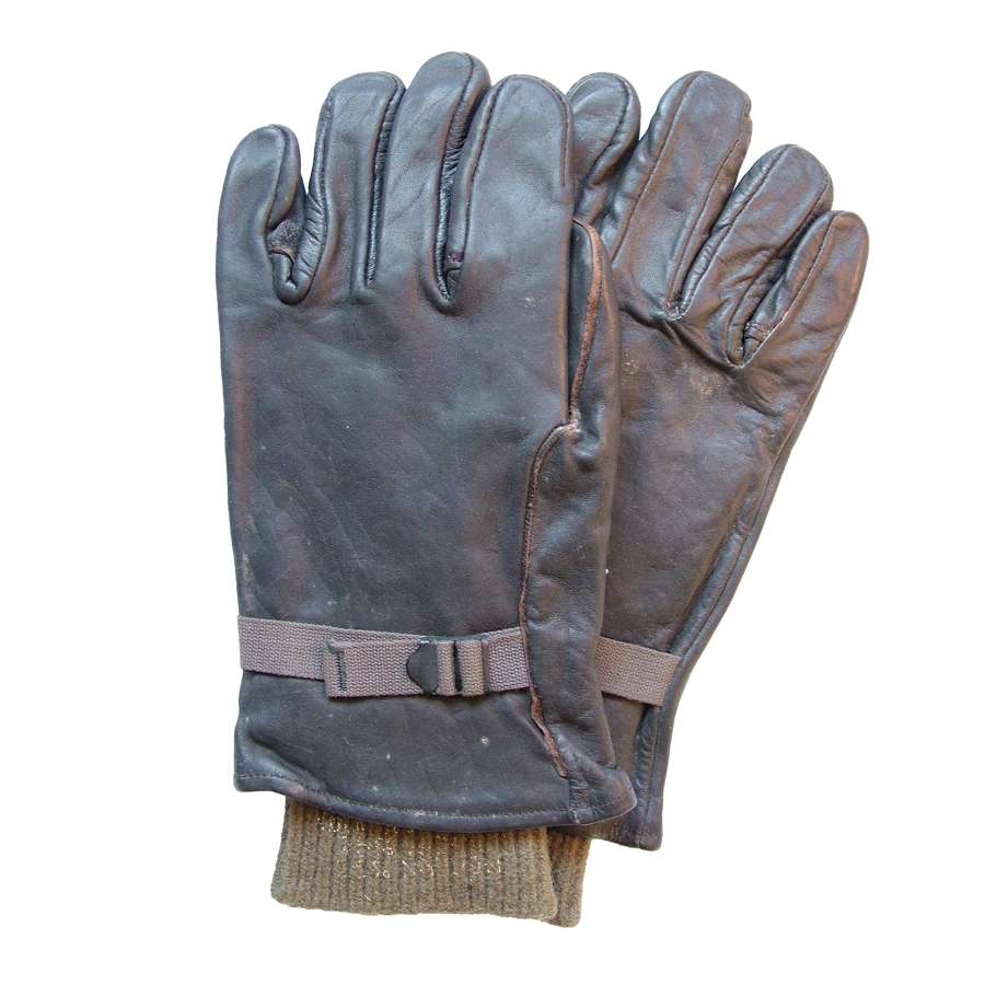 Post WW2 USAF Flying Gloves