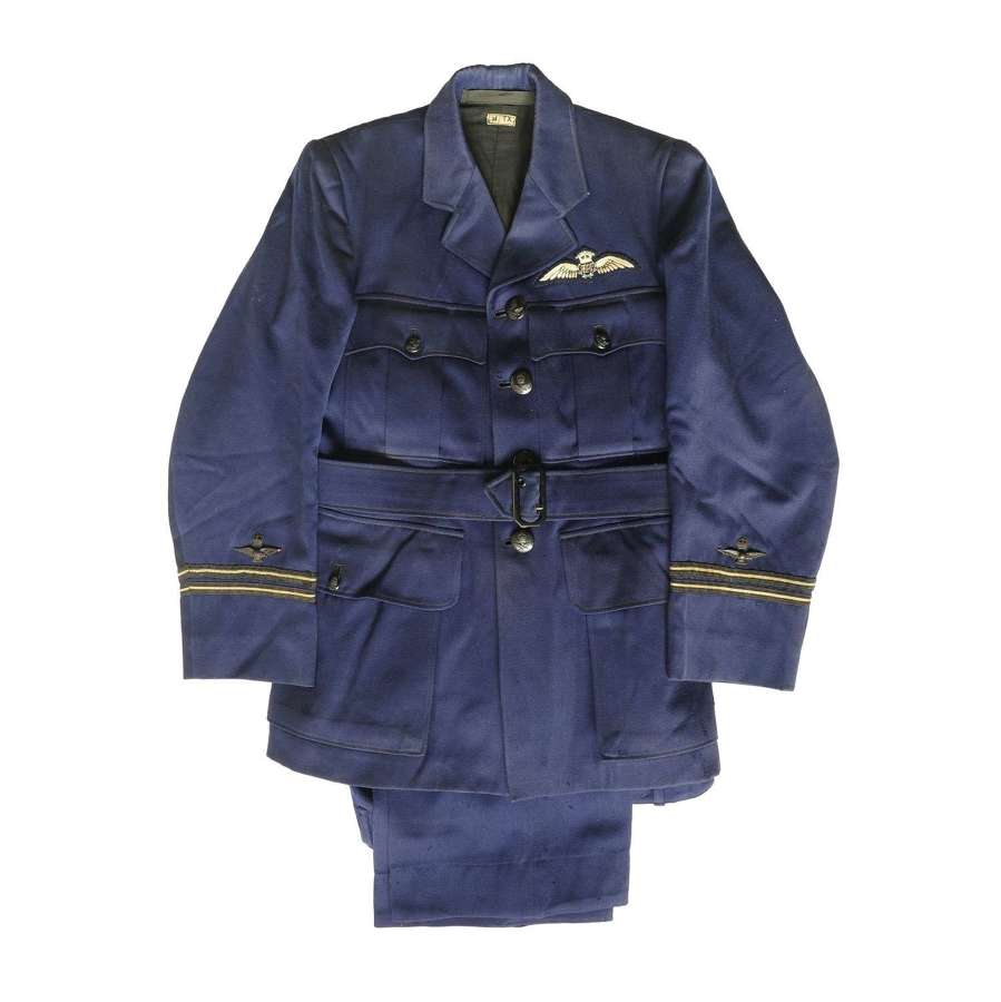 RAAF pilot's uniform - history