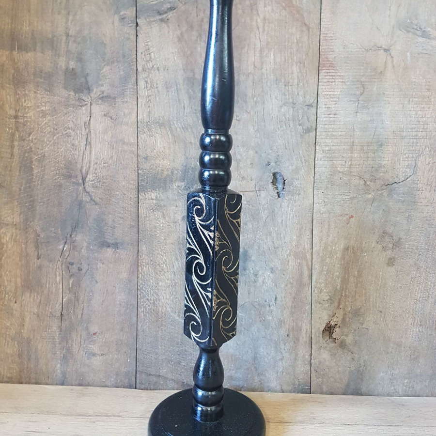 Vintage 1930's NZ Turned and carved stand