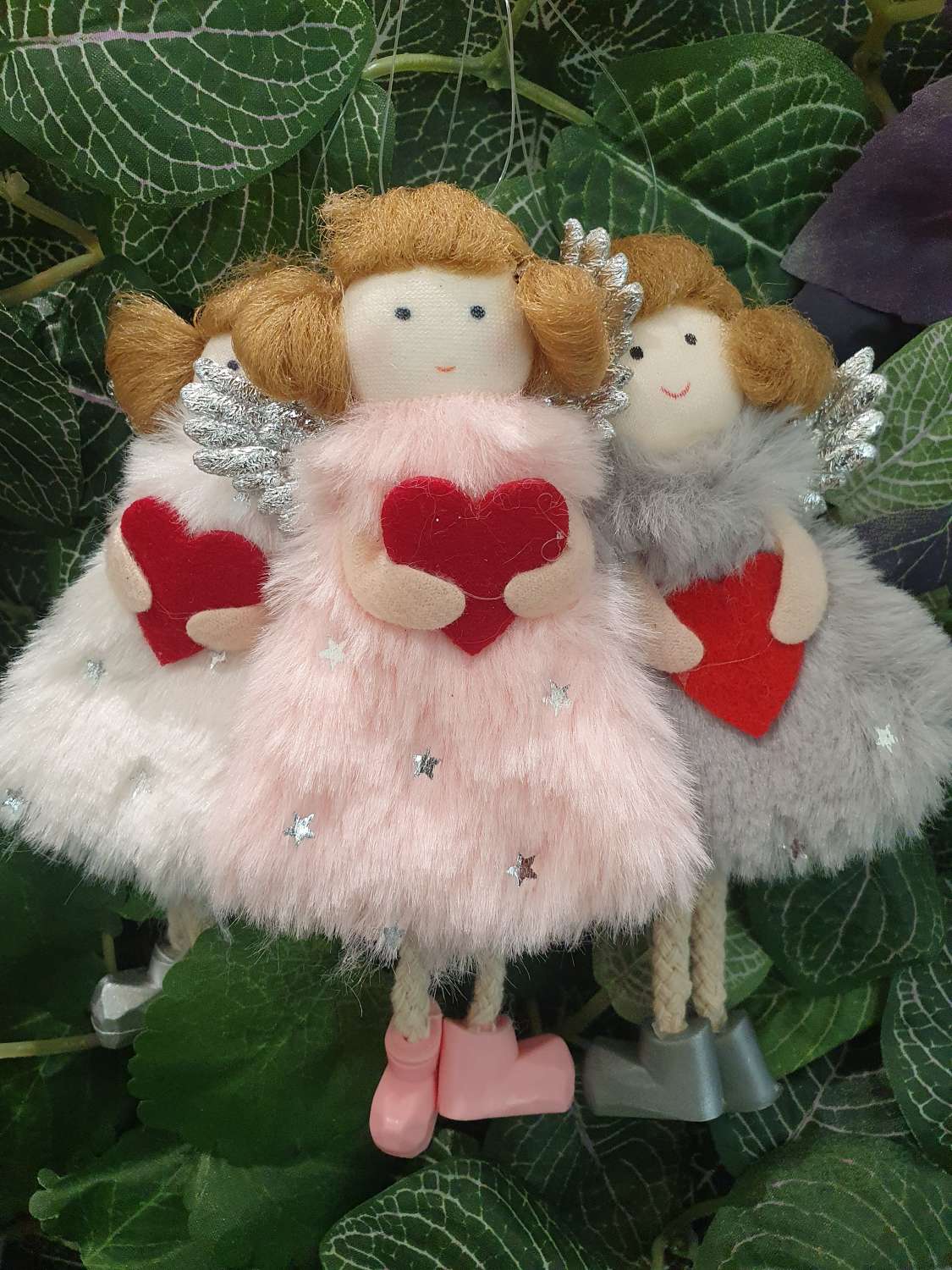 Red Heart/ Silver Wings Angels wirth Bunches