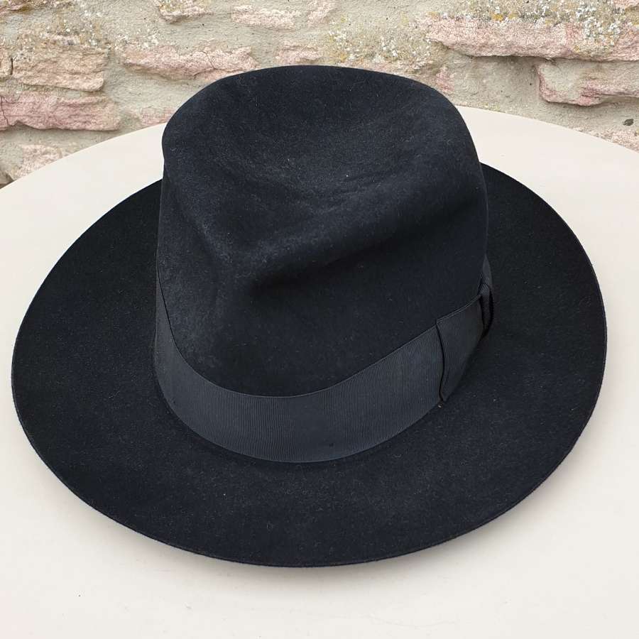 Homburg/Fedora Gentleman’s Hat
