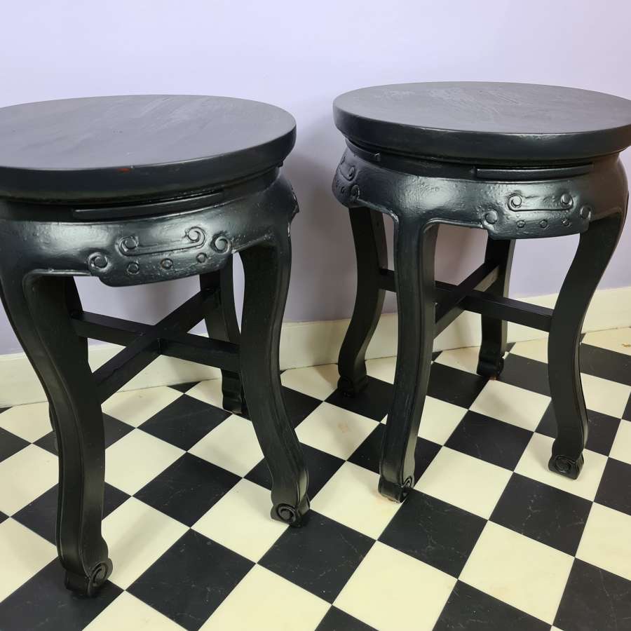 A Pair of 20th Century Chinese Jardiniere or Vase Stands