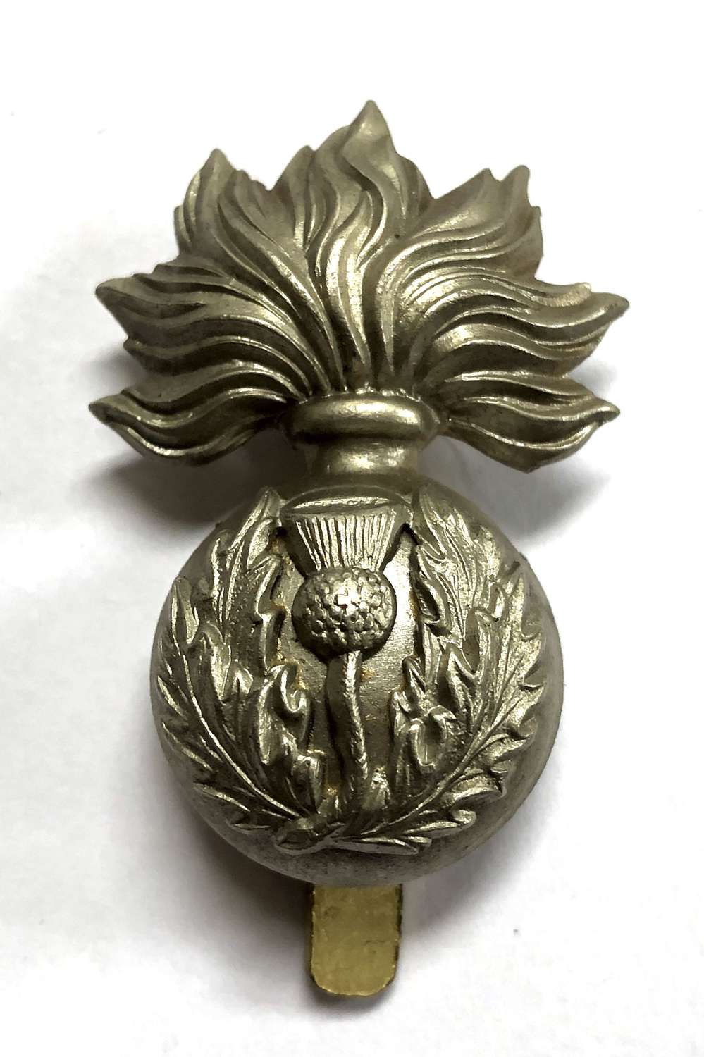 Royal Scots Fusiliers VB OR’s white metal field service cap badge