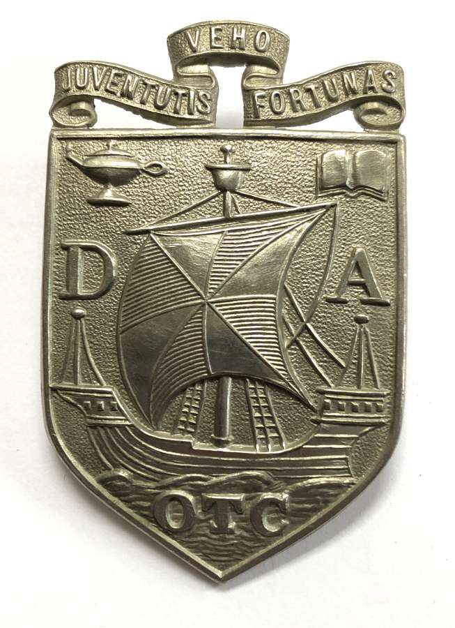Dollar Academy OTC Clackmannanshire pre 1948 glengarry badge