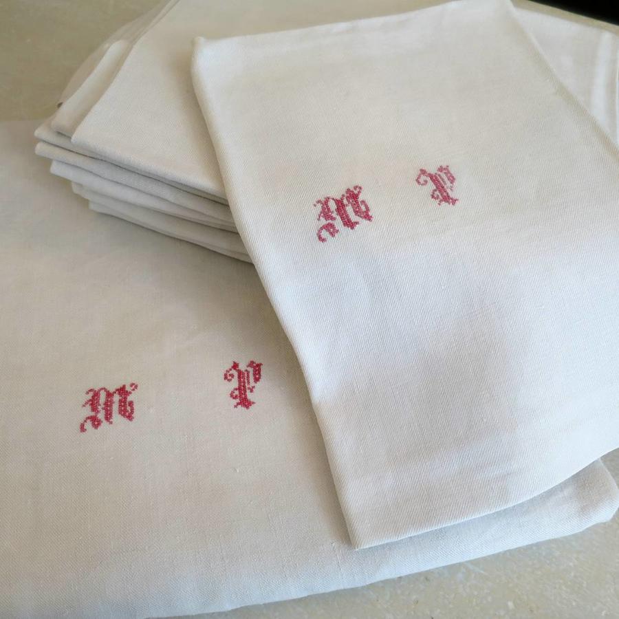 Large Linen Table Cloth and Napkins