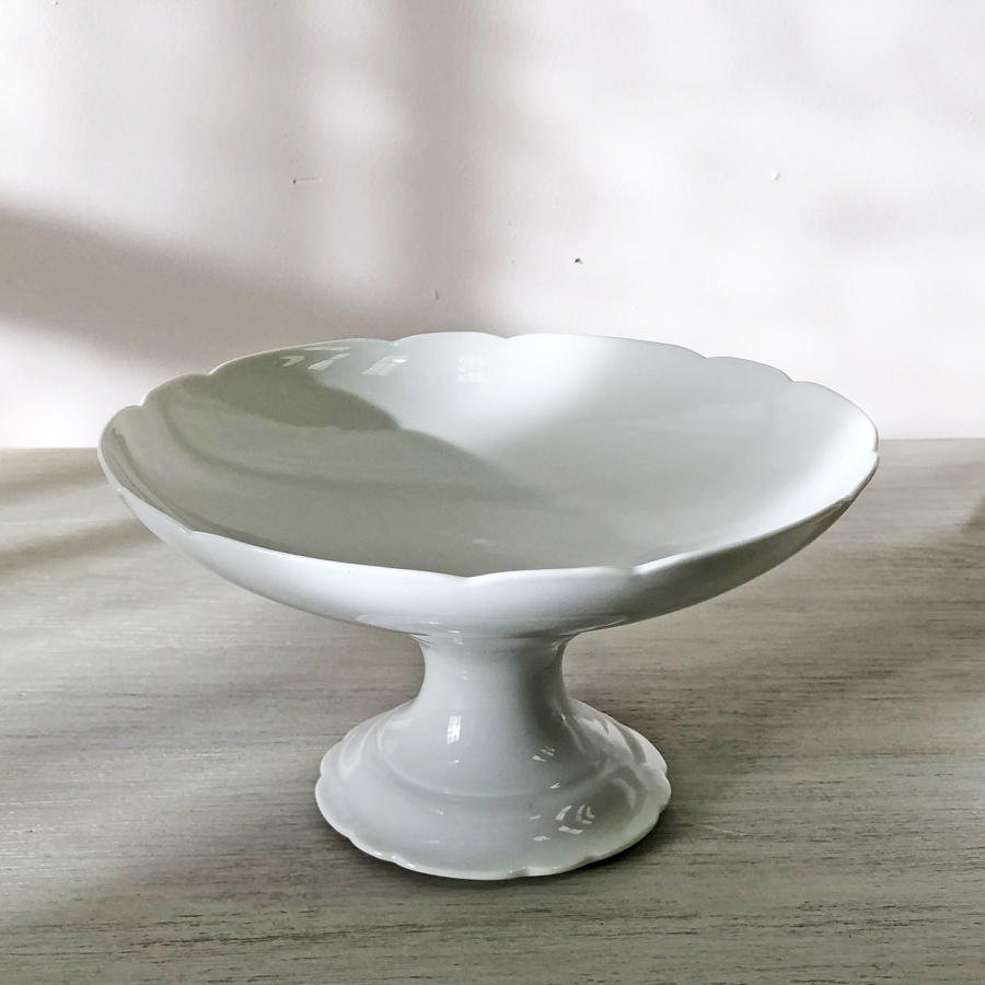 French White 'Porcelaine de Paris' Raised Fruit Bowl c 1880